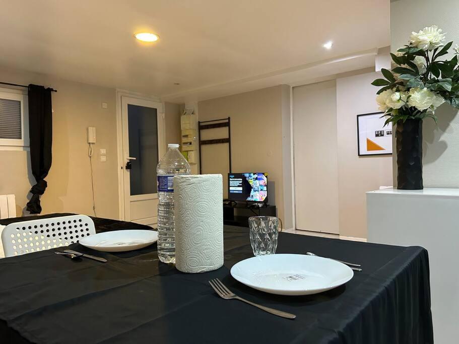 Cosy Studio - 10 Min Away From Cdg Aeroport - 30 Min Away From Paris - Parc Asterix - Olympic Games 2024 Le Thillay Eksteriør billede